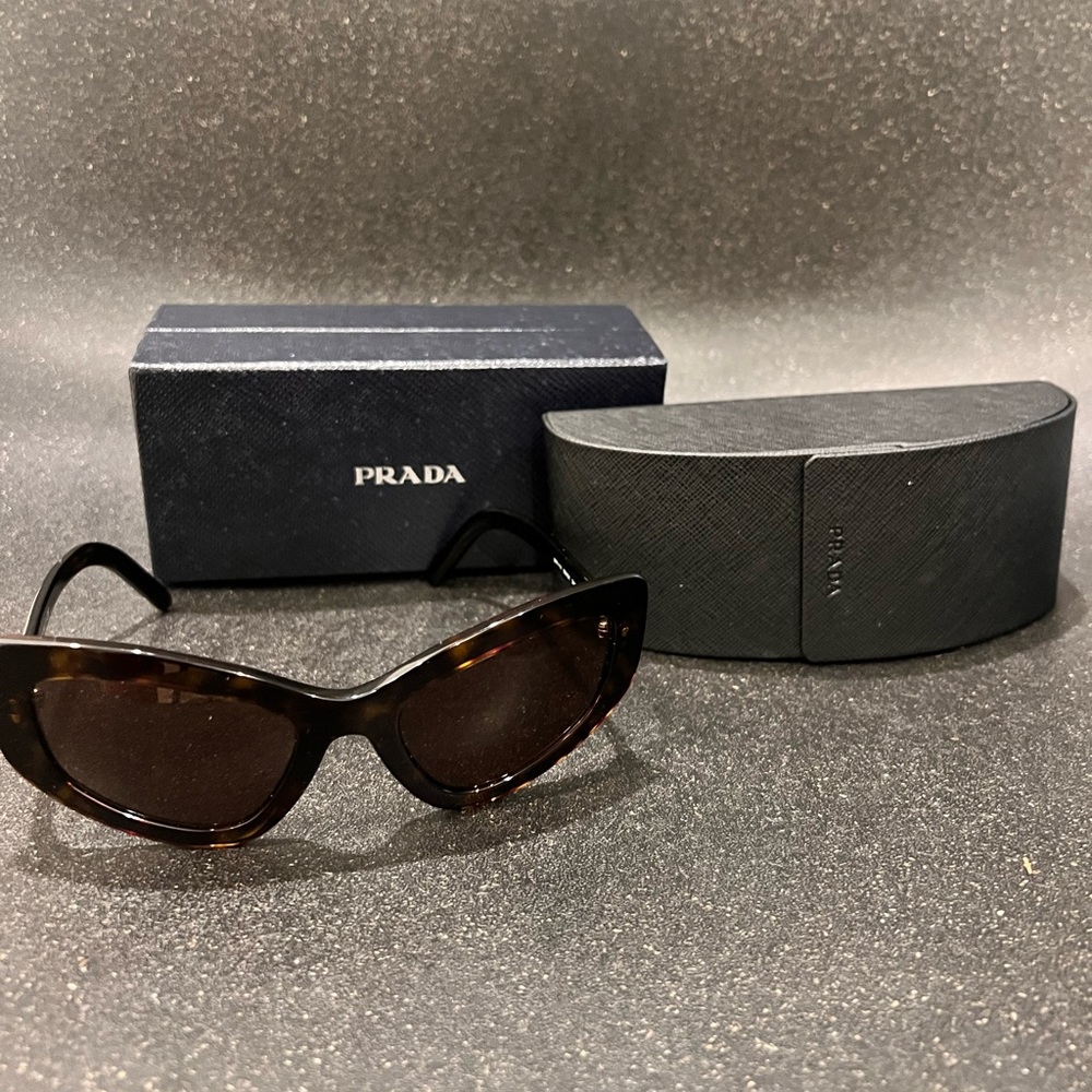 PRADA Sunglasses - Picture 6 of 10